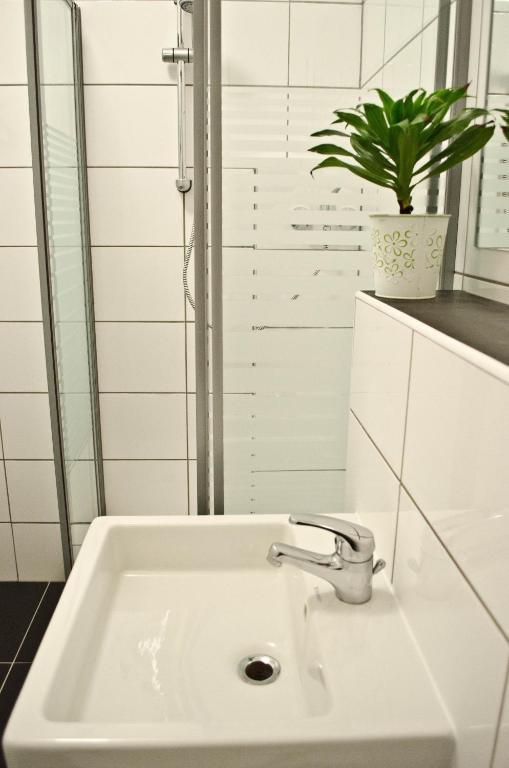 Hostel Nanina Gröbenzell Værelse billede