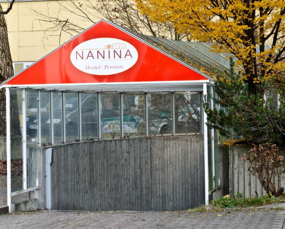 Hostel Nanina Gröbenzell Eksteriør billede